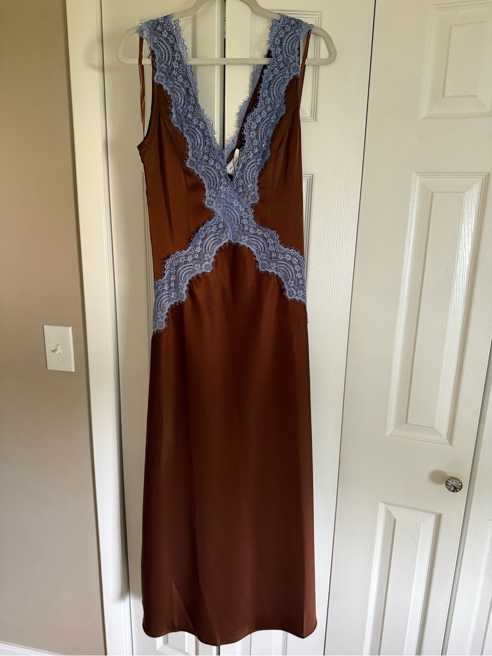 Hello Molly Brown Maxi Dress with Lavender Lace Trim - Picture 3 of 6